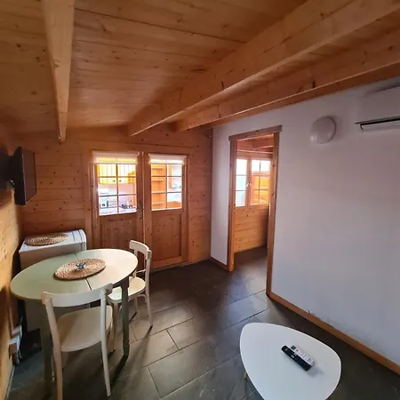 La Casita De Madera Apartamento